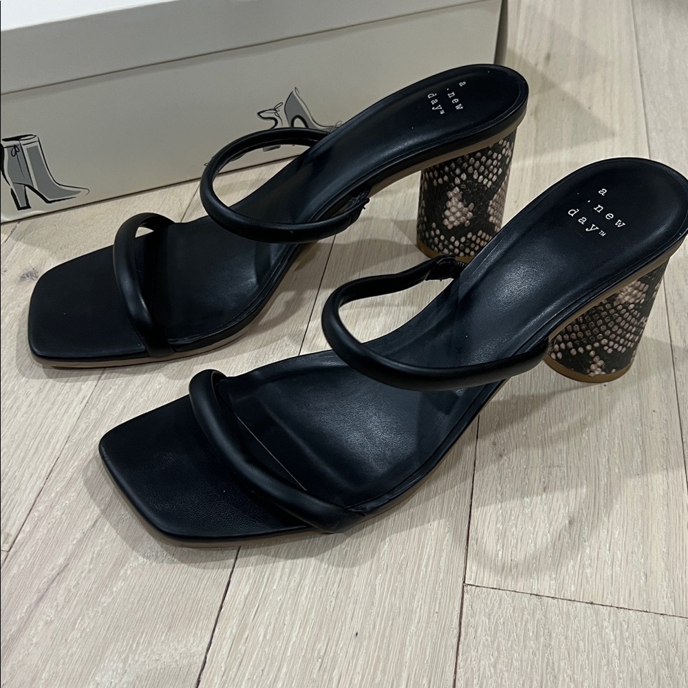 a new day Black Strappy Heels with Patterned Block Heel
